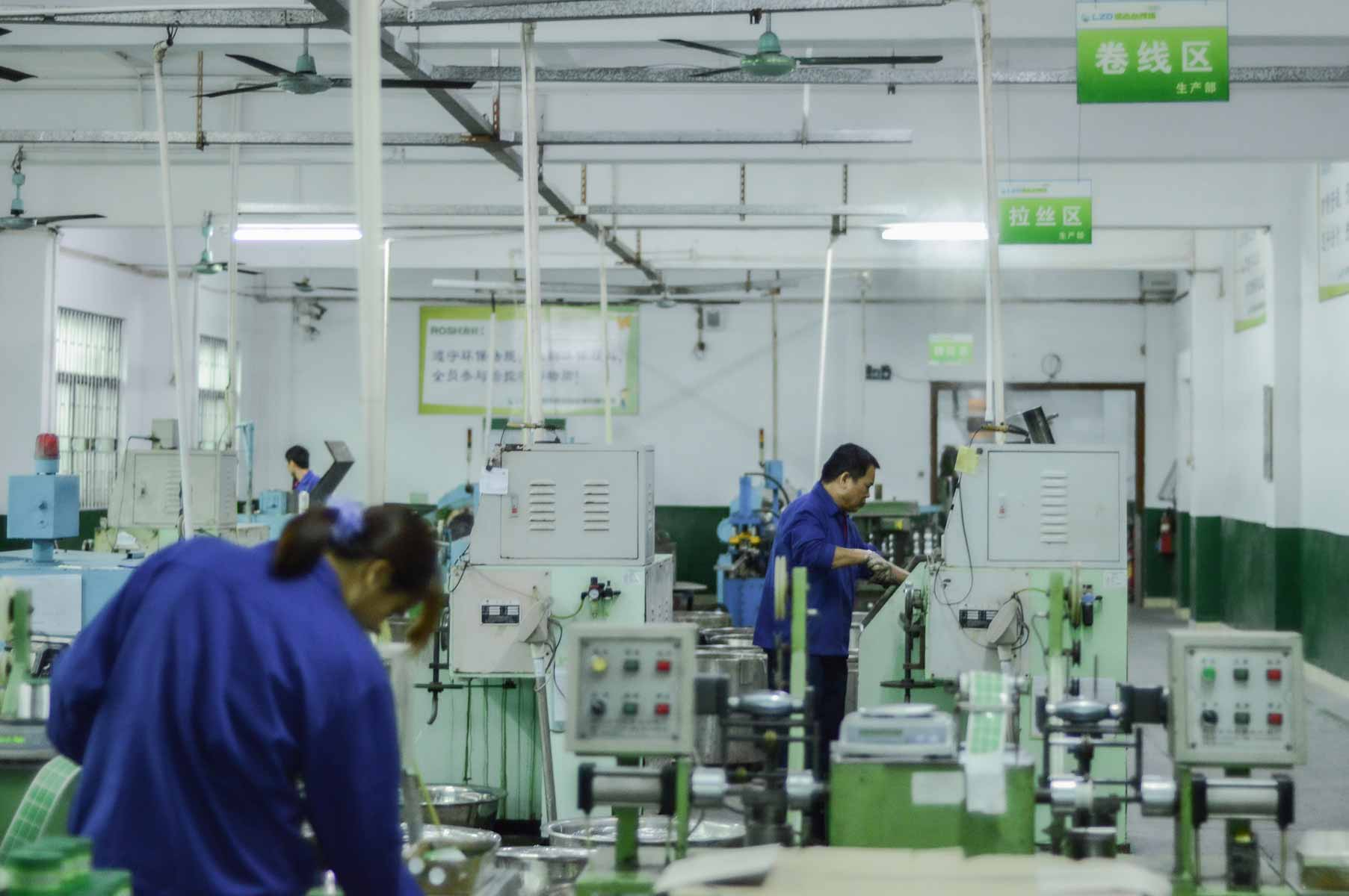 無(wú)鉛錫線生產(chǎn)車間